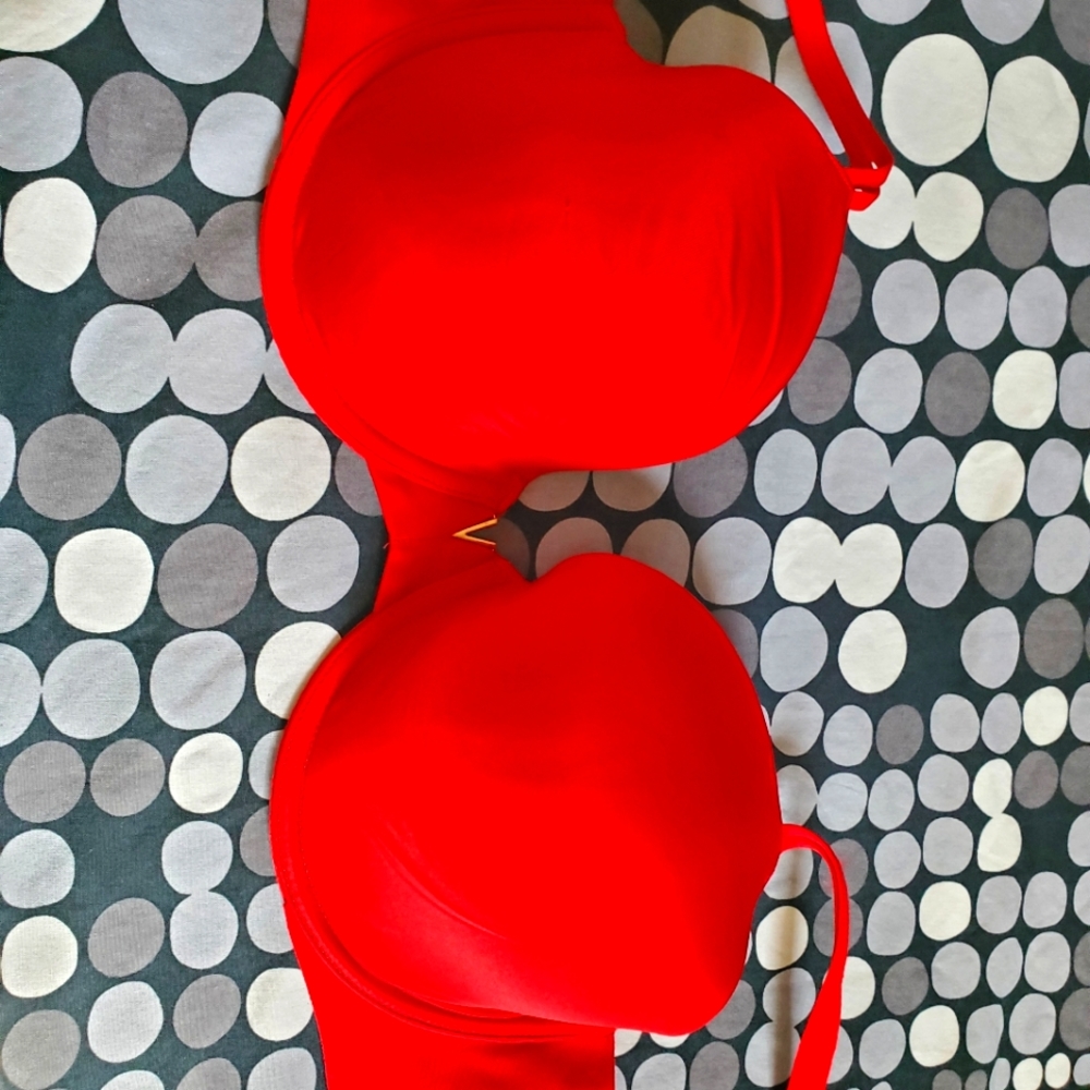 Victoria's Secret push up bra, 36D
